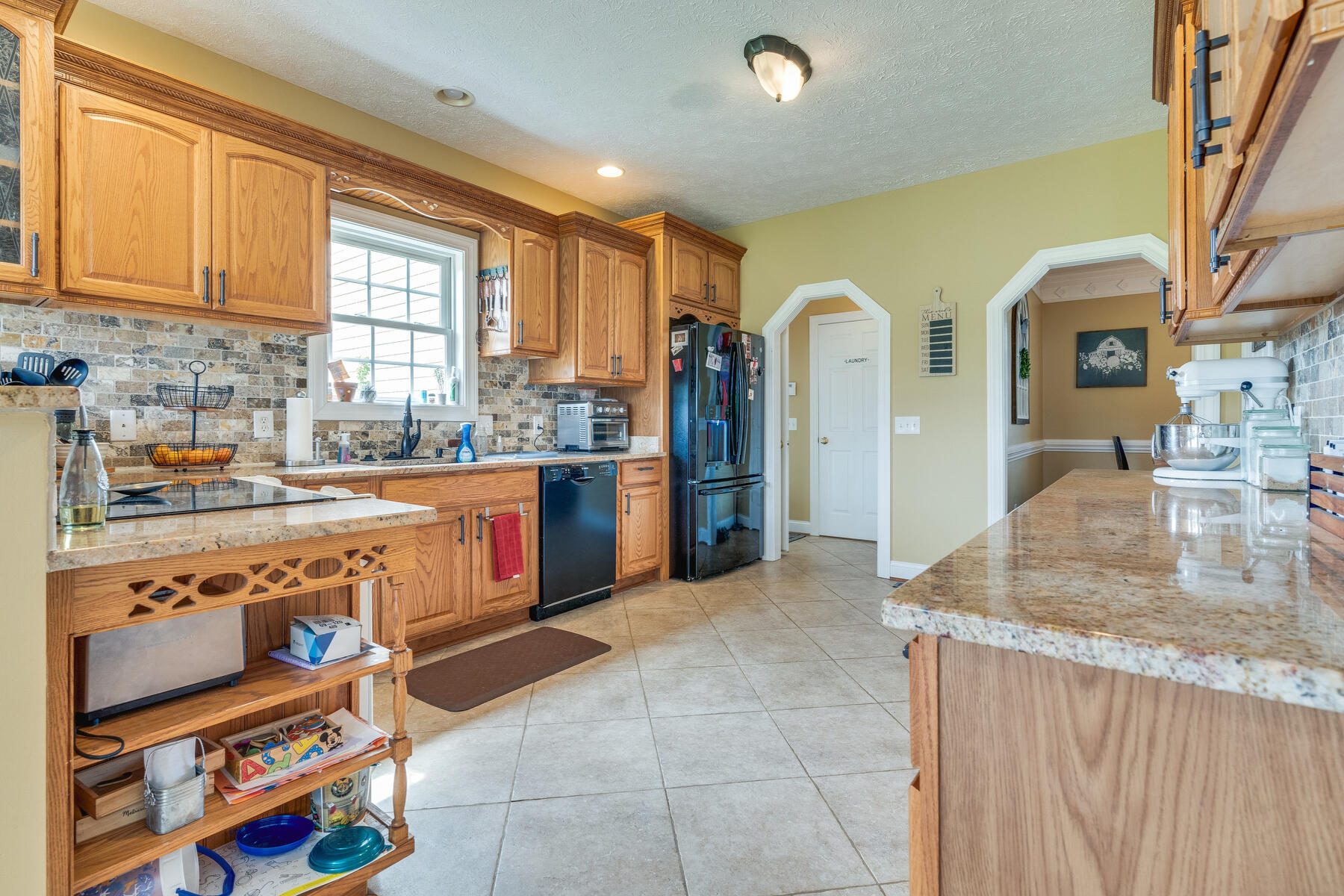 11361 Reedy Creek Road Bristol, VA 24202 - Photo 17 of 56 018