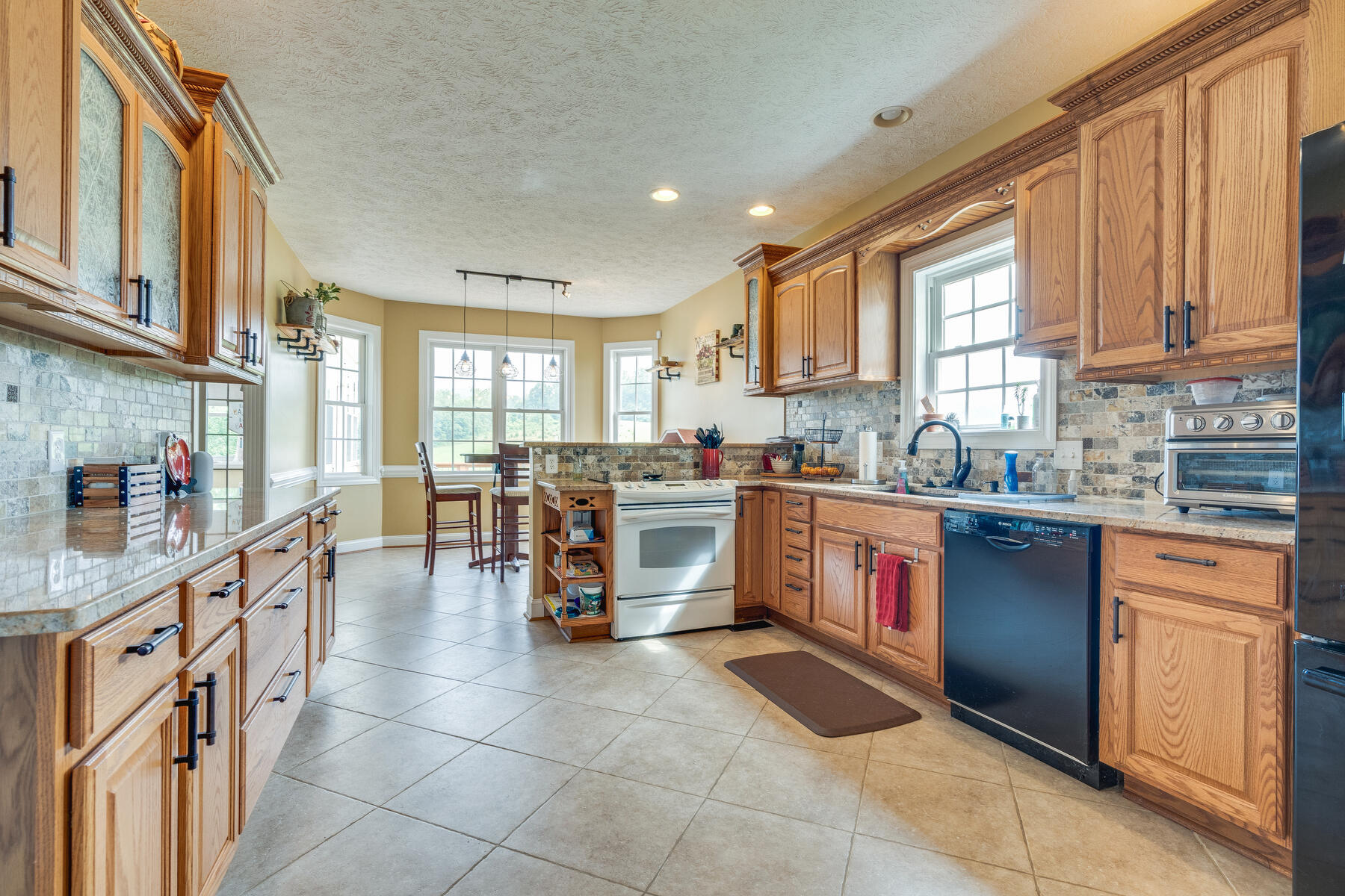 11361 Reedy Creek Road Bristol, VA 24202 - Photo 18 of 56 019