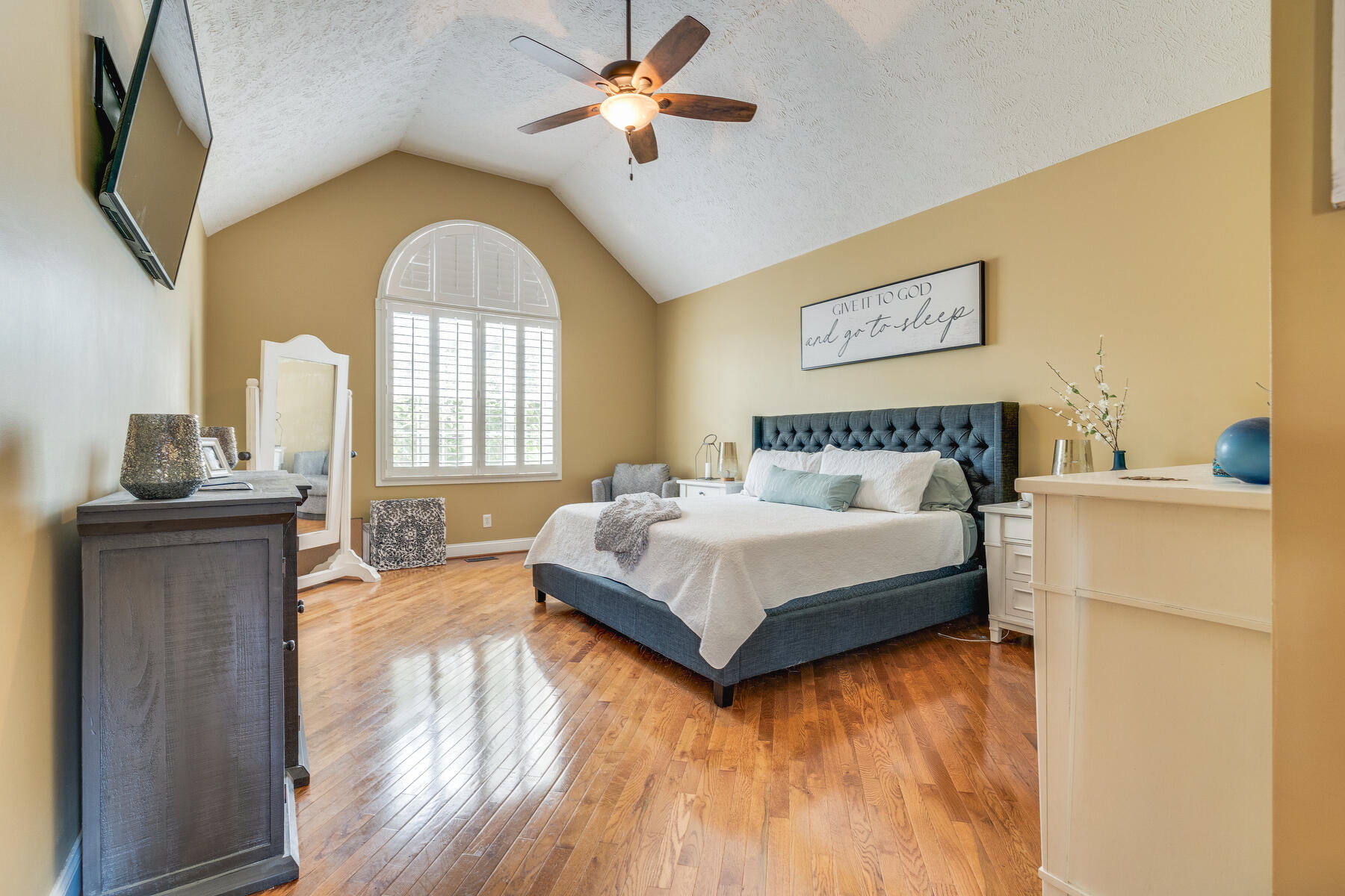 11361 Reedy Creek Road Bristol, VA 24202 - Photo 21 of 56 022