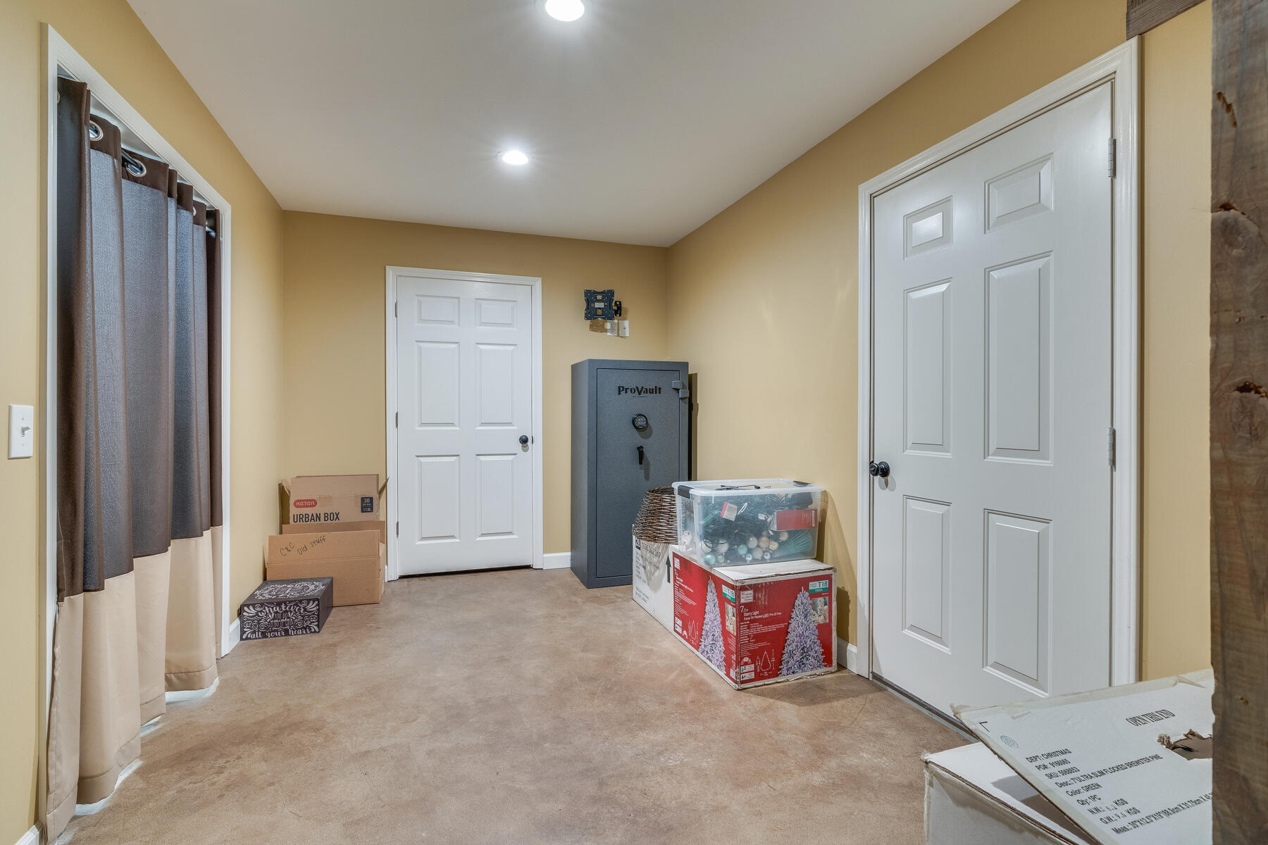 11361 Reedy Creek Road Bristol, VA 24202 - Photo 33 of 56 034