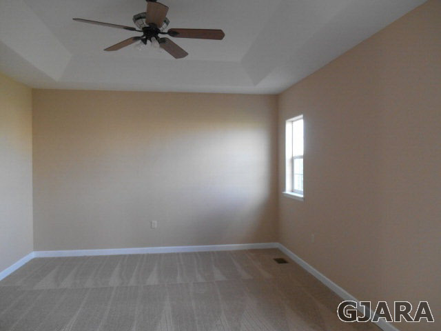 2264 L Road Grand Junction, CO 81505 - Photo 10 of 20 an empty room with windows