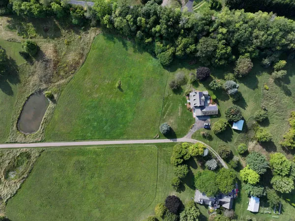 $1,100,000 | 129 E Shore North, Grand Isle, VT 05458