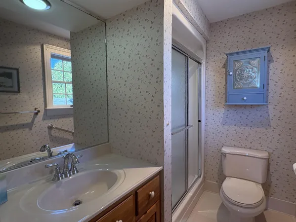 $1,100,000 | 129 E Shore North, Grand Isle, VT 05458