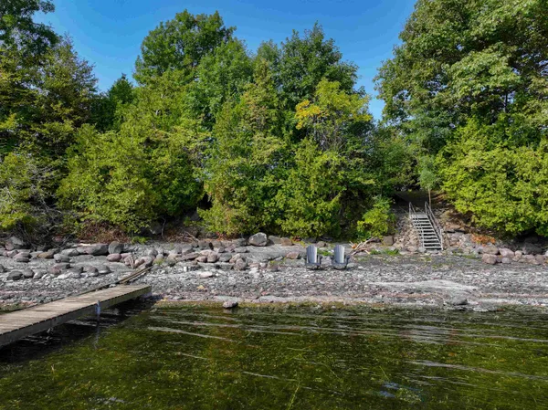 $1,100,000 | 129 E Shore North, Grand Isle, VT 05458