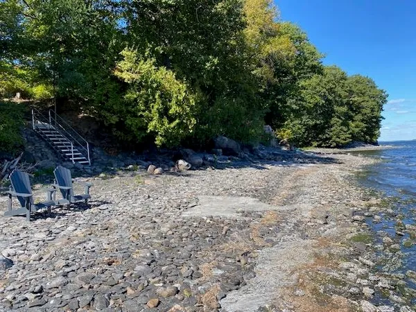 $1,100,000 | 129 E Shore North, Grand Isle, VT 05458