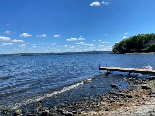 $1,100,000 | 129 E Shore North, Grand Isle, VT 05458