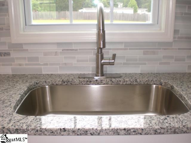 503 Crossgate Way Fountain Inn, SC 29644 - Photo 11 of 36