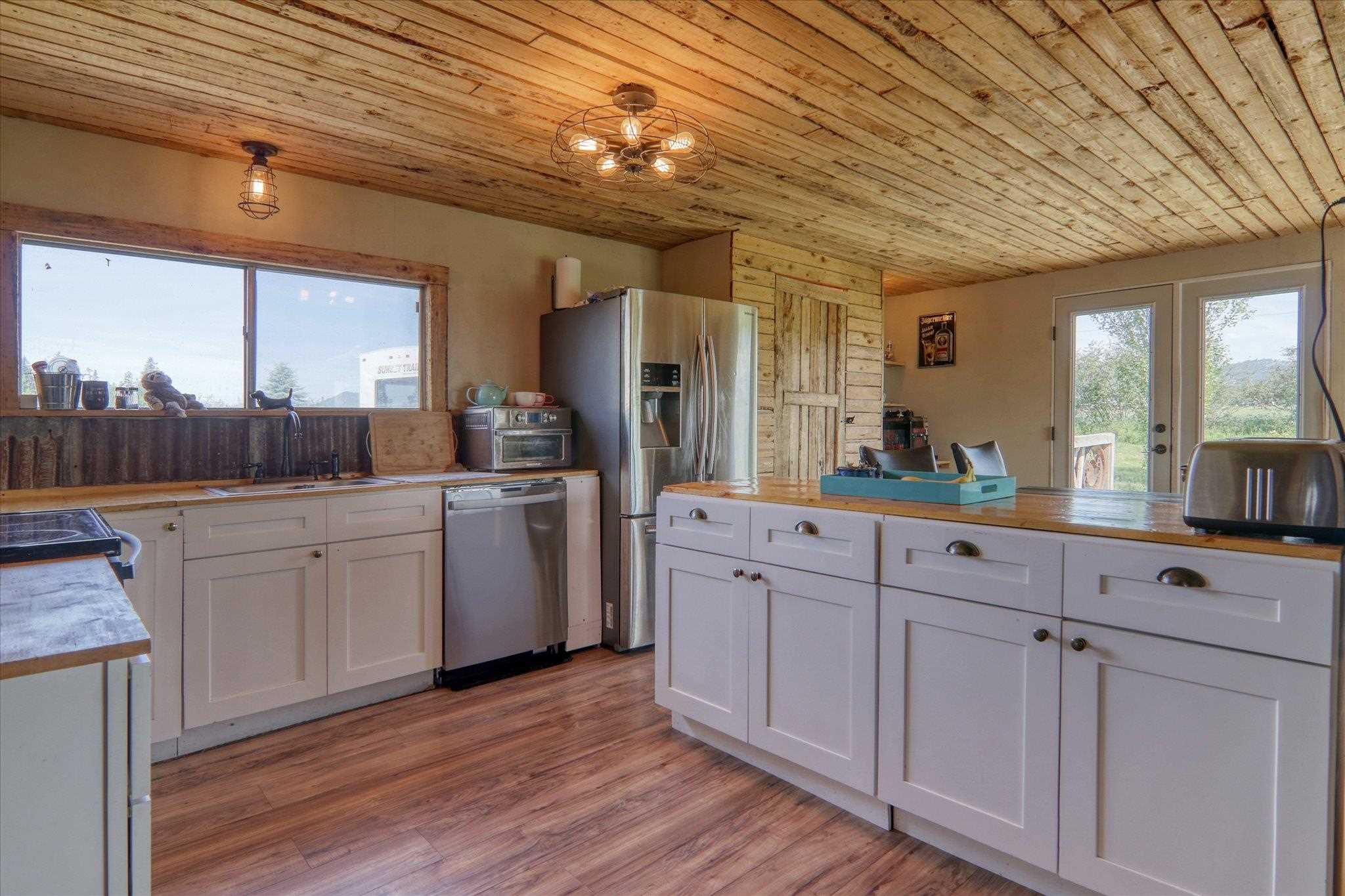 4507 West Oregon Road Deer Park, WA 99006 - Photo 2 of 44