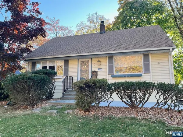 $4,800 | 678 Grove Street, Ridgewood, NJ 07450