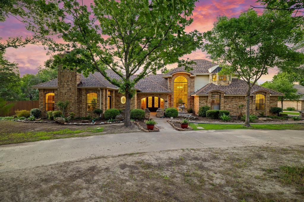 a view of a house with a outdoor space