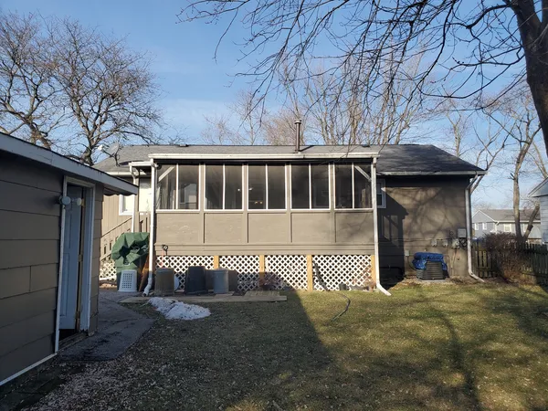 $2,700 | 450 East Mulberry Court, Glenwood, IL 60425