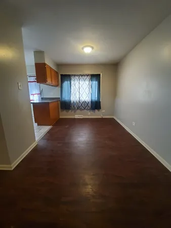 $2,700 | 450 East Mulberry Court, Glenwood, IL 60425