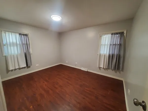 $2,700 | 450 East Mulberry Court, Glenwood, IL 60425