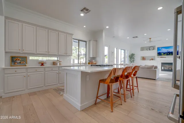 $1,250,000 | 2812 East Washington Court, Gilbert, AZ 85234