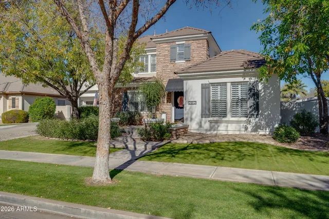 $1,250,000 | 2812 East Washington Court, Gilbert, AZ 85234
