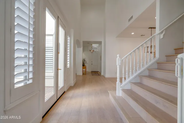 $1,250,000 | 2812 East Washington Court, Gilbert, AZ 85234