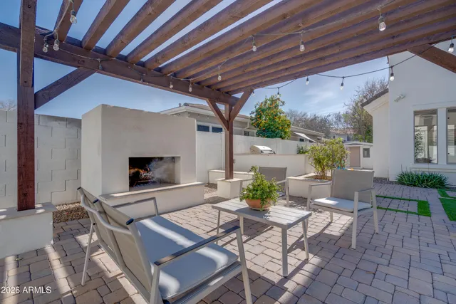 $1,250,000 | 2812 East Washington Court, Gilbert, AZ 85234