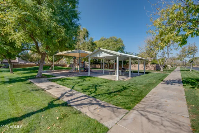 $1,250,000 | 2812 East Washington Court, Gilbert, AZ 85234