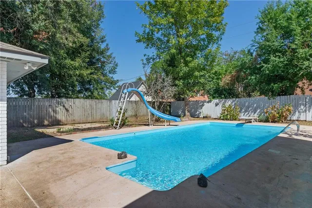 $308,000 | 207 Heyman Lane, Alexandria, LA 71303