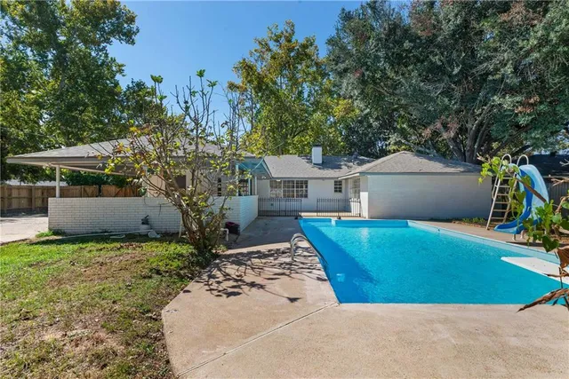 $308,000 | 207 Heyman Lane, Alexandria, LA 71303