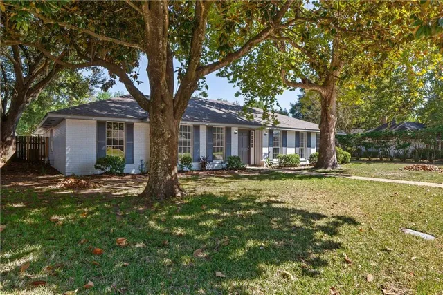 $308,000 | 207 Heyman Lane, Alexandria, LA 71303