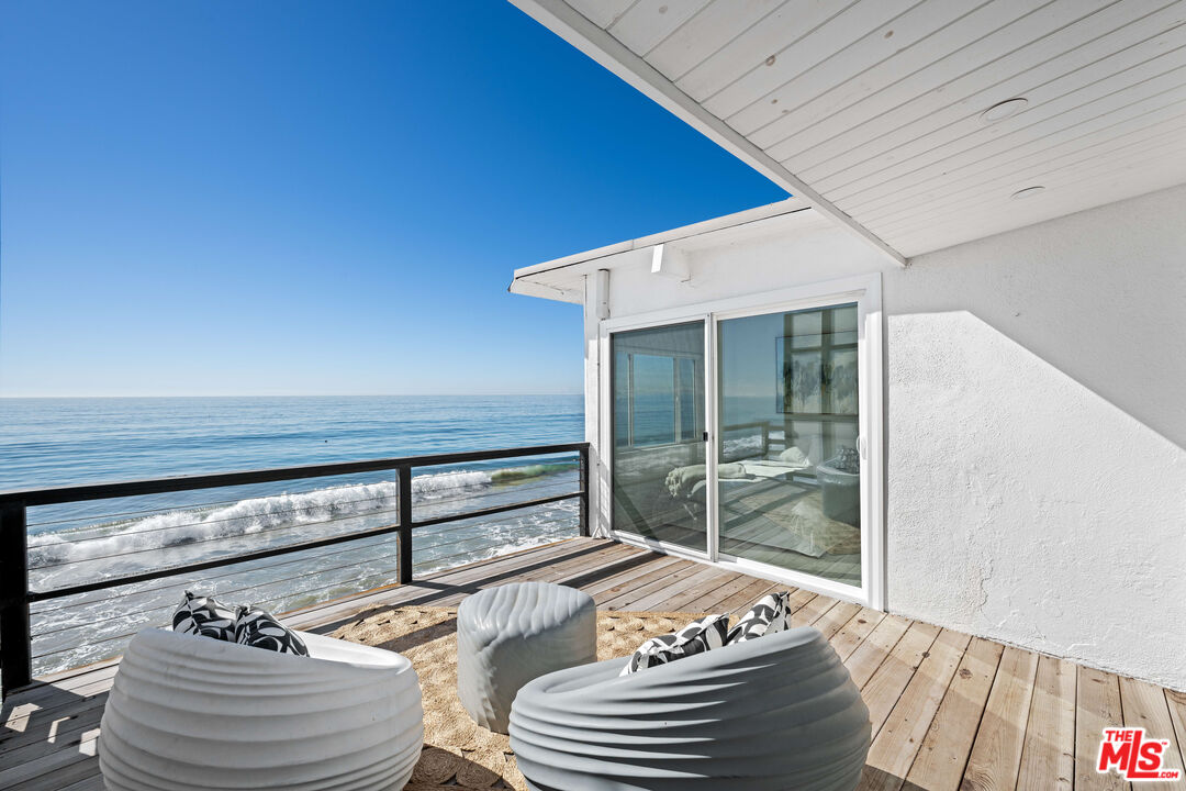 25154 Malibu Road, Unit 2 Malibu, CA 90265 - Photo 12 of 34