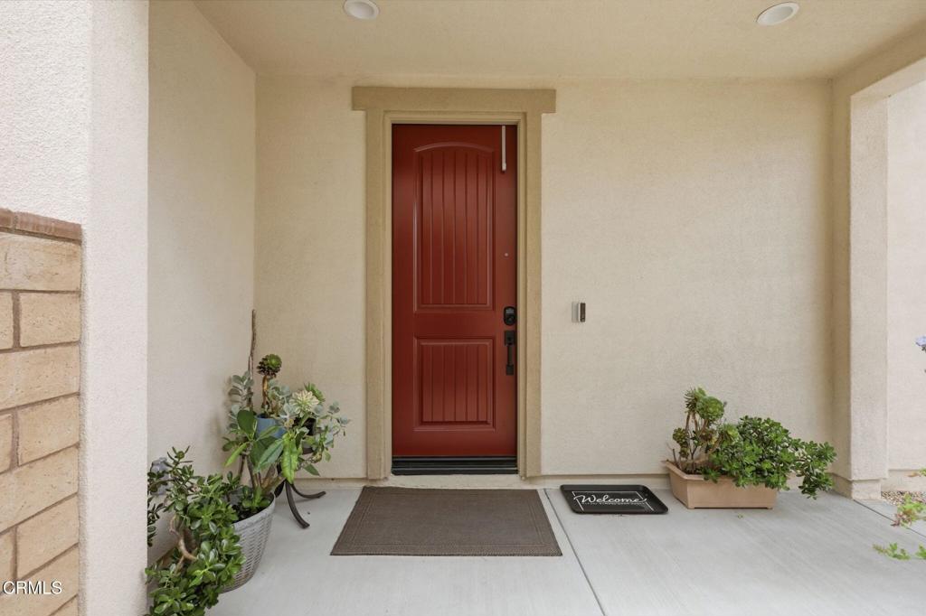 392 Fraser Point Camarillo, CA 93012 - Photo 2 of 62