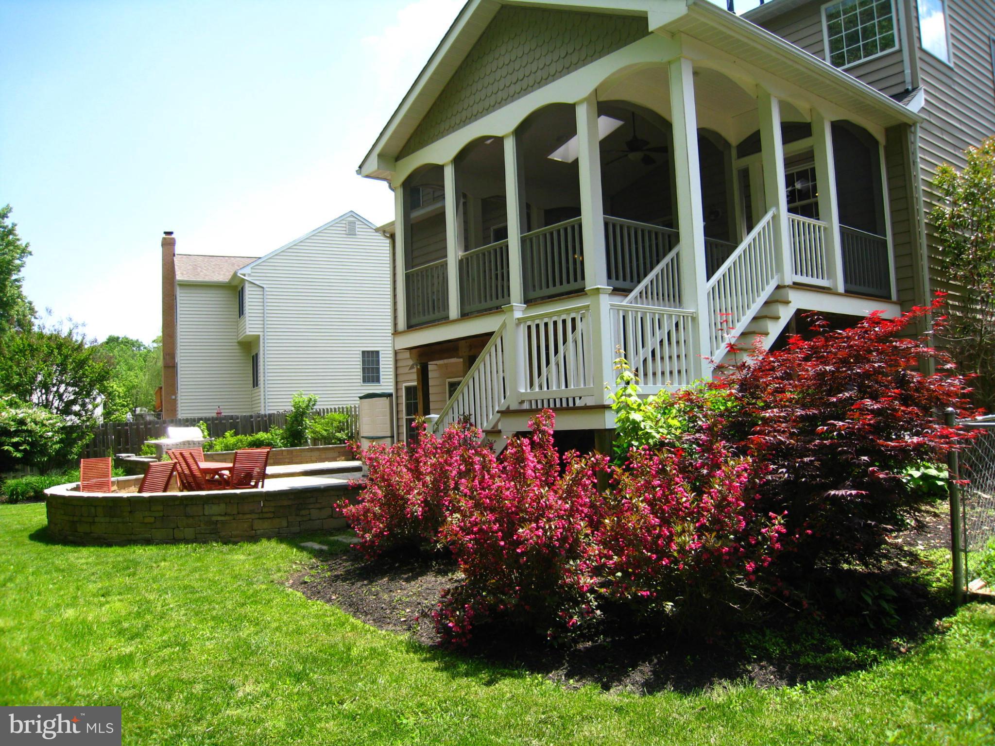 1004 Red Maple View Terrace Churchton, MD 20733 - Photo 29 of 30 Exterior (Rear)