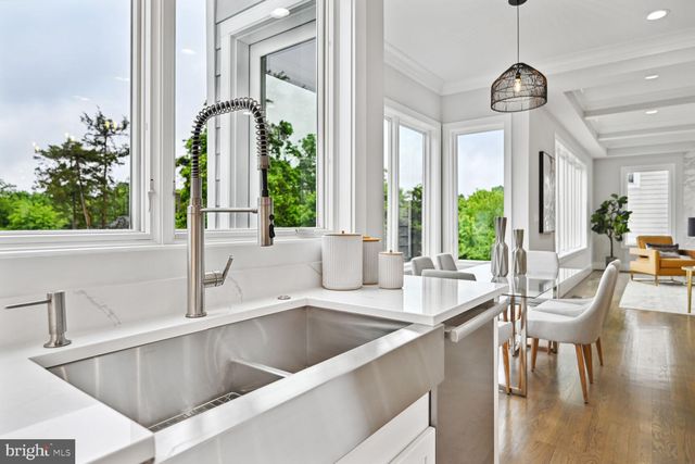 $2,888,888 | 6815 Wise Street, McLean, VA 22101