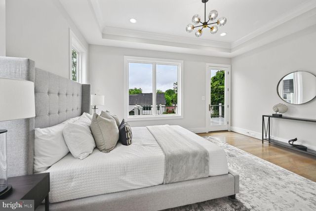 $2,888,888 | 6815 Wise Street, McLean, VA 22101