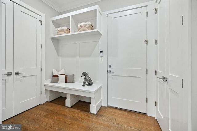 $2,888,888 | 6815 Wise Street, McLean, VA 22101