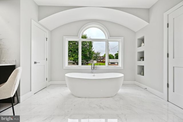 $2,888,888 | 6815 Wise Street, McLean, VA 22101