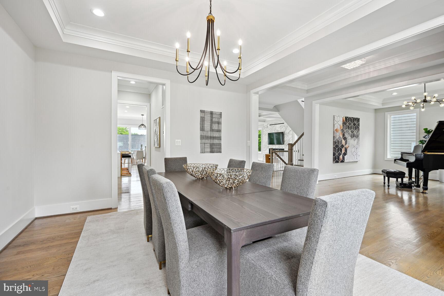 6815 Wise Street McLean, VA 22101 - Photo 4 of 58