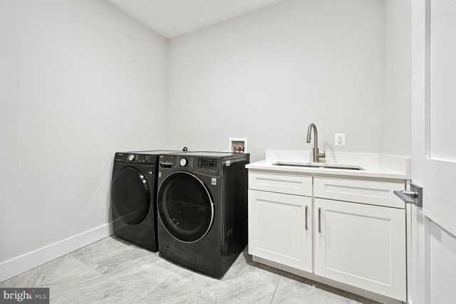 $2,888,888 | 6815 Wise Street, McLean, VA 22101