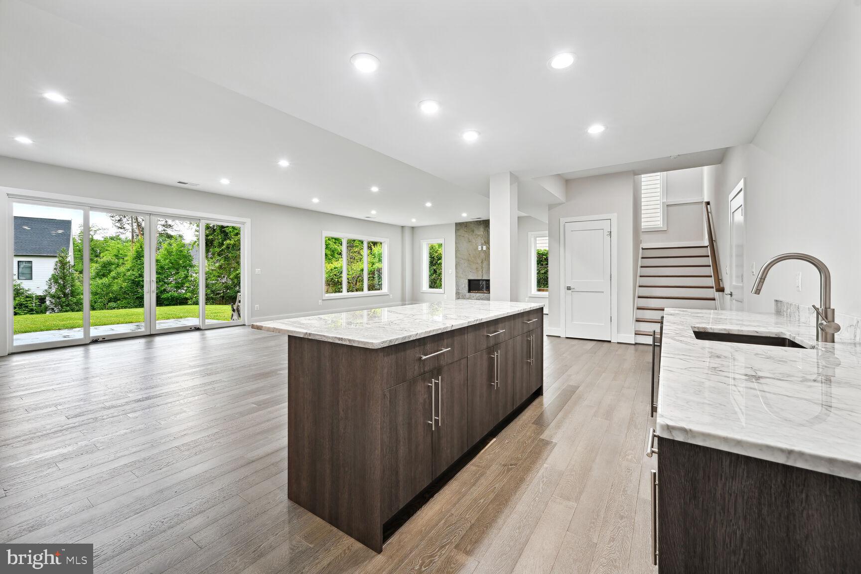 6815 Wise Street McLean, VA 22101 - Photo 47 of 58