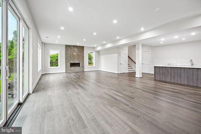 $2,888,888 | 6815 Wise Street, McLean, VA 22101