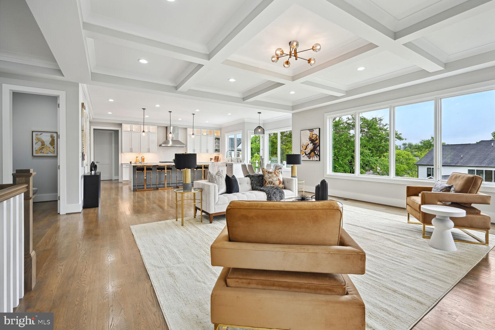 6815 Wise Street McLean, VA 22101 - Photo 10 of 58