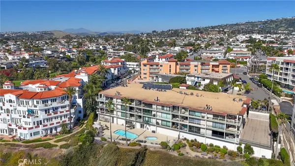 $2,750,000 | 410 Corto Lane, Unit E, San Clemente, CA 92672