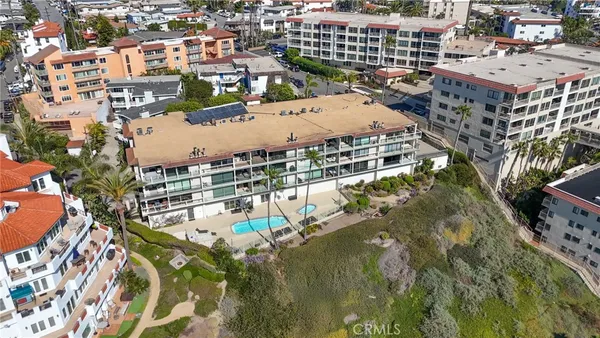 $2,750,000 | 410 Corto Lane, Unit E, San Clemente, CA 92672