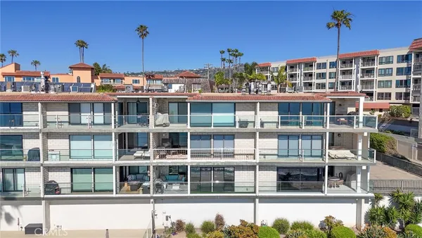 $2,750,000 | 410 Corto Lane, Unit E, San Clemente, CA 92672