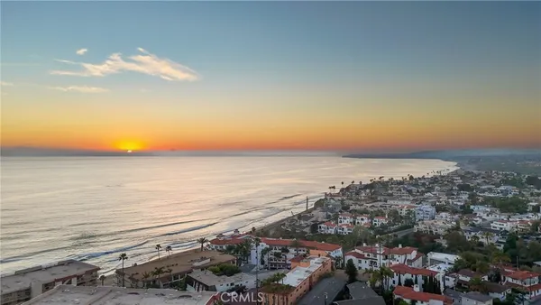 $2,750,000 | 410 Corto Lane, Unit E, San Clemente, CA 92672
