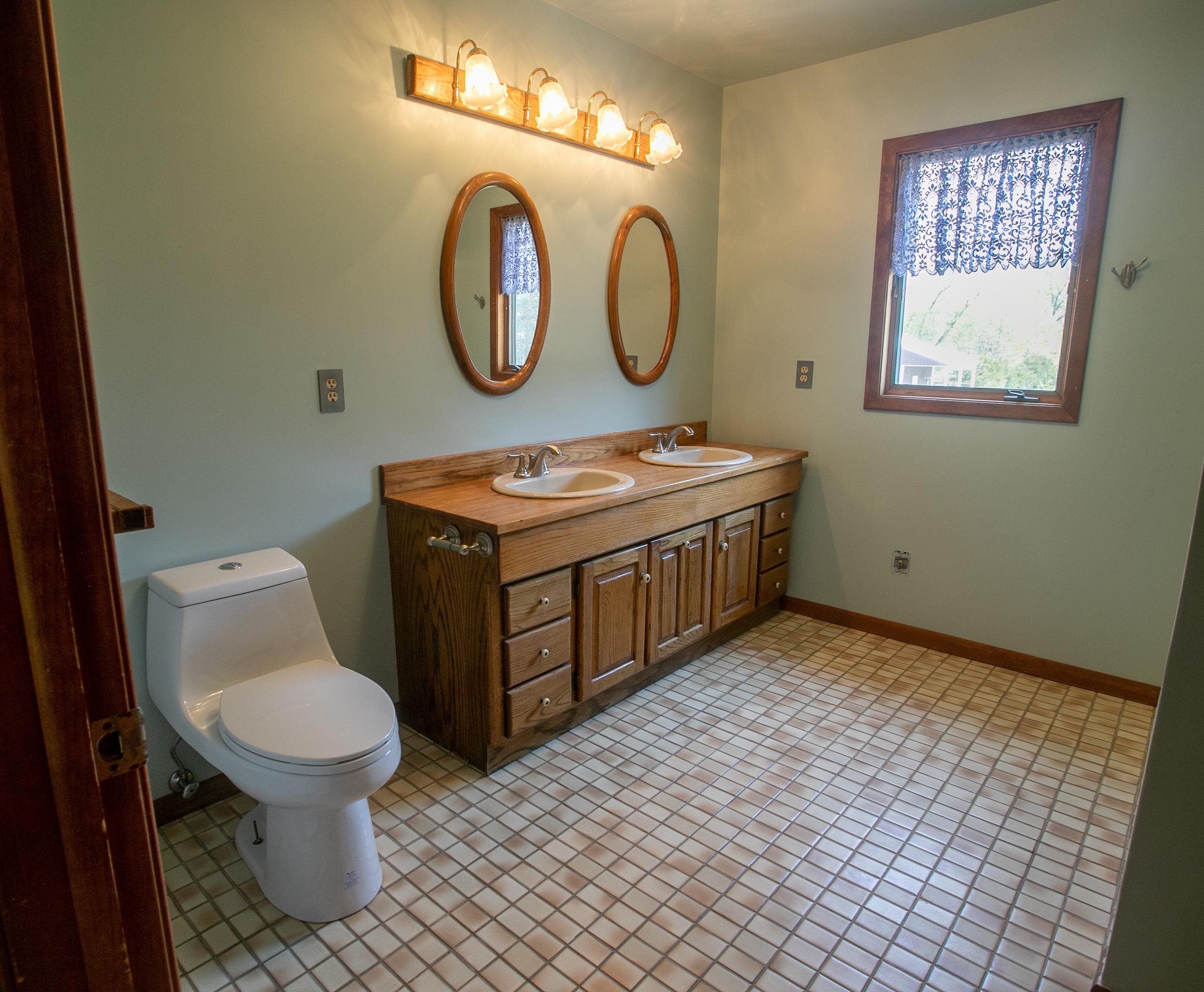 7375 Lemon Road Bancroft, MI 48414 - Photo 25 of 77 50107908-24.JPG