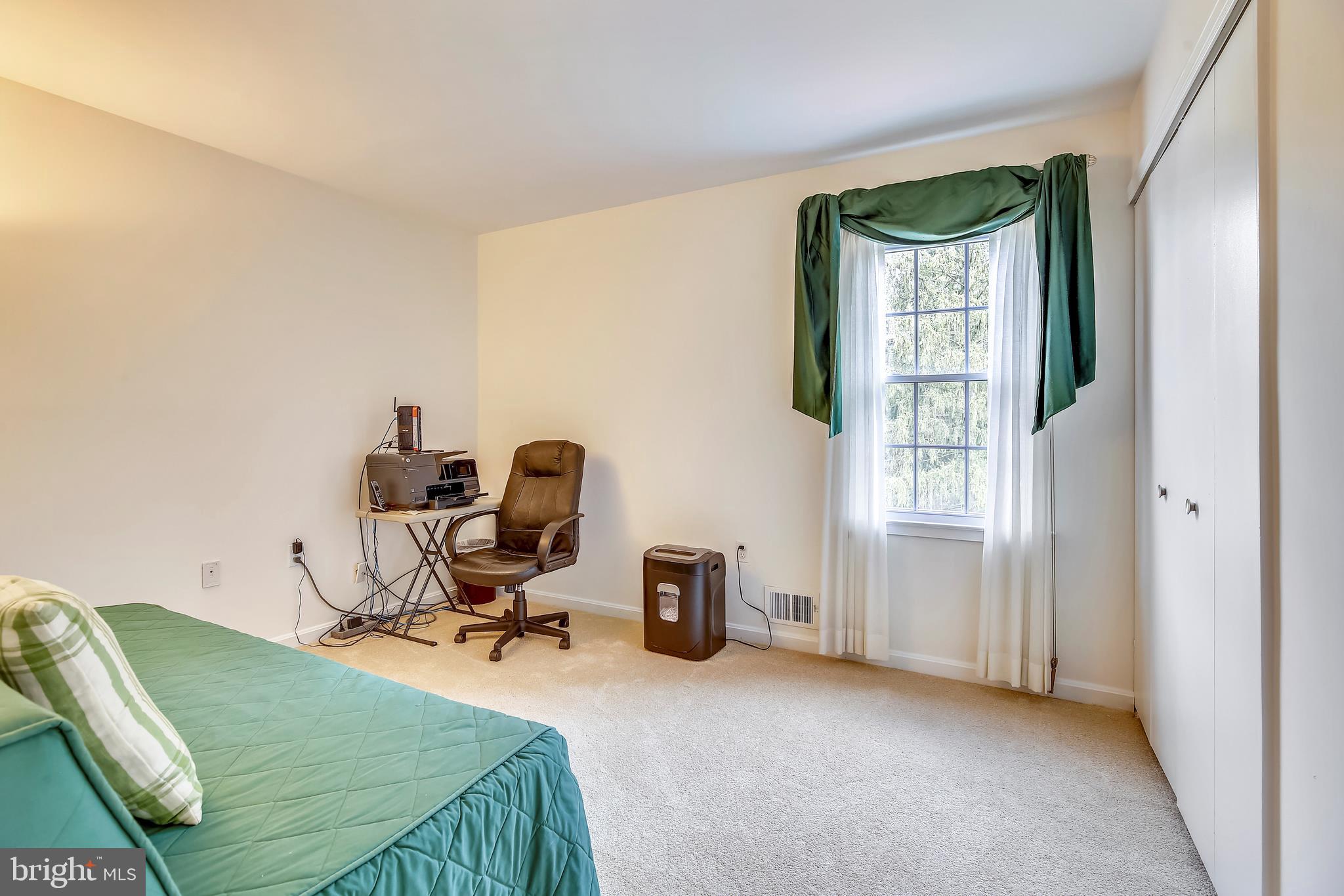 16005 Wallingford Road Silver Spring, MD 20906 - Photo 29 of 36 Fourth bedroom
