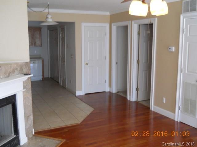 38 Queen Road, Unit C Candler, NC 28715 - Photo 12 of 14 Gallery Image 12