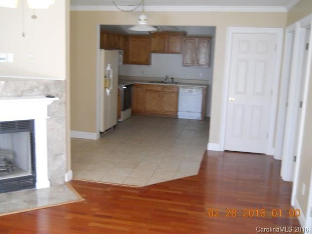 38 Queen Road, Unit C Candler, NC 28715 - Photo 3 of 14 Gallery Image 3