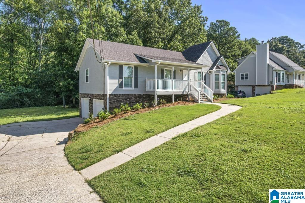 5220 Chestnut Lane Pinson, AL 35126 - Photo 2 of 22