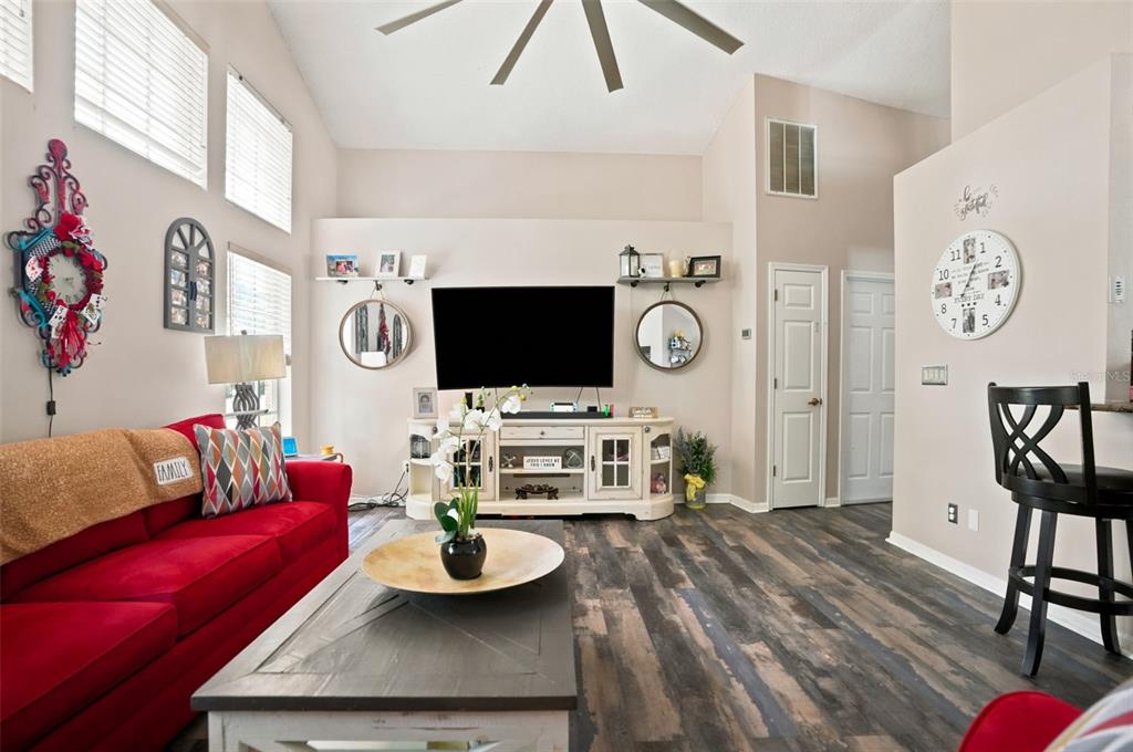 10296 Windsor Court Spring Hill, FL 34608 - Photo 12 of 69