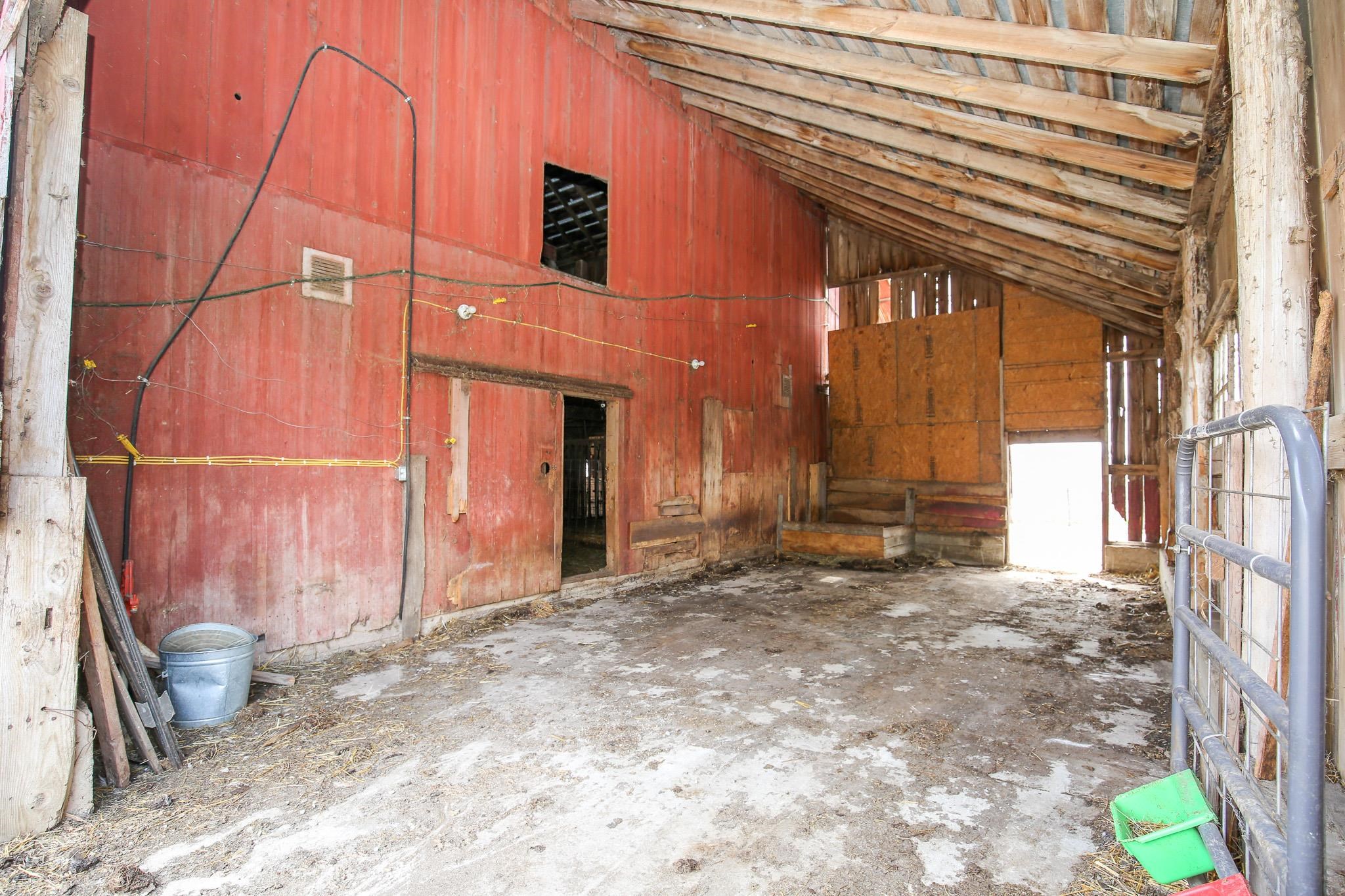 26596 Fairhaven Road Chadwick, IL 61014 - Photo 12 of 51 a backyard of a house