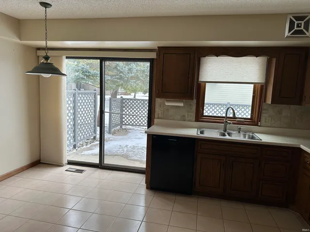 $254,900 | 5717 Bayside Drive, Fort Wayne, IN 46815