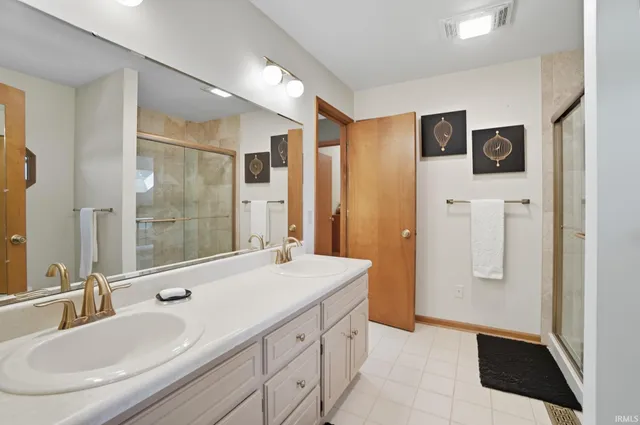 $254,900 | 5717 Bayside Drive, Fort Wayne, IN 46815